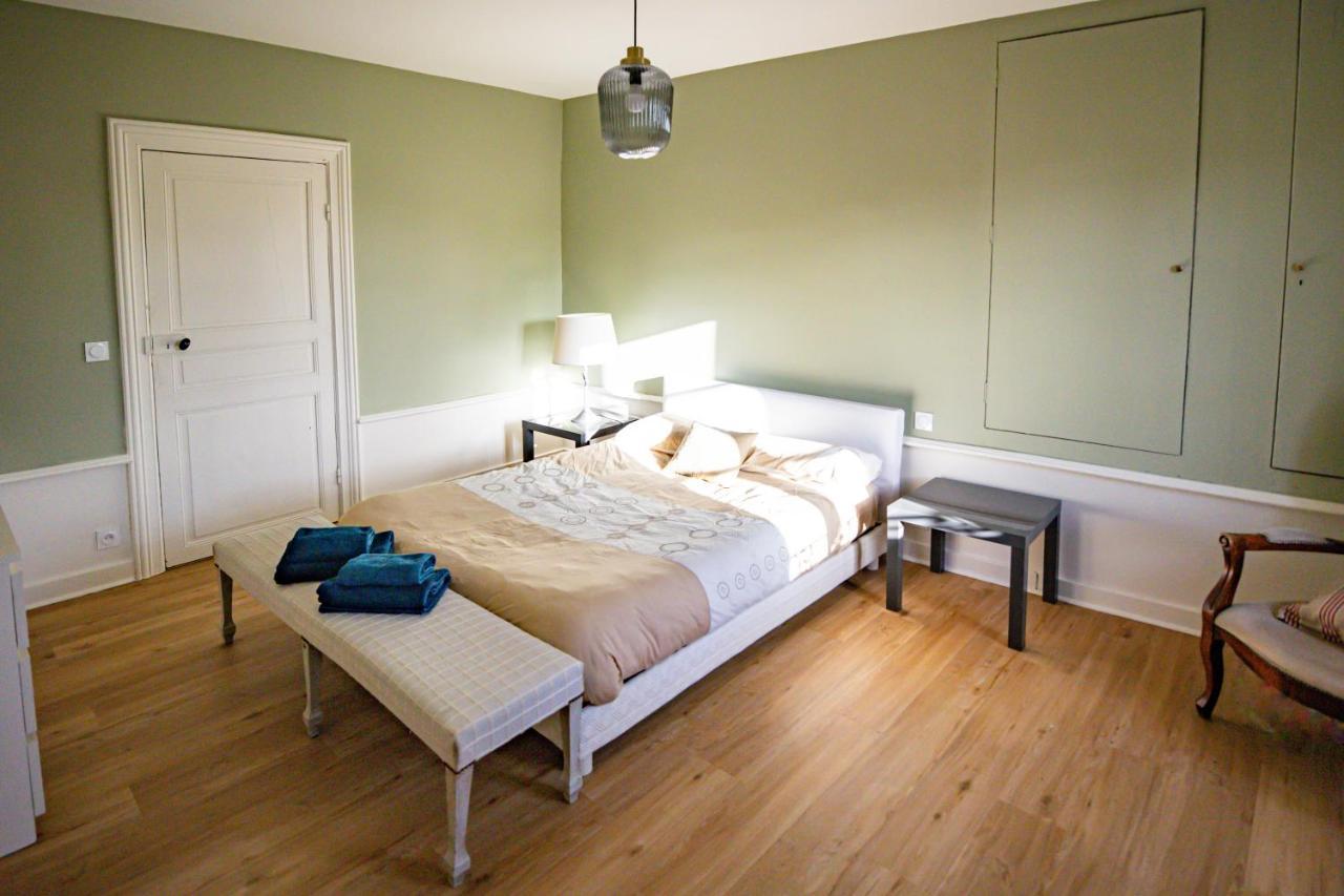 Chambres D'Hote Le Cedre Lezoux מראה חיצוני תמונה